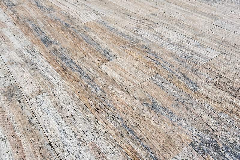SPC vinyl plank flooring, wood-look design 2